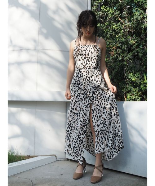 EVRIS（エヴリス）の「スクエアトゥクリアヒールパンプス（パンプス・レディース・ブラック/ブラウン・SMALL/MEDIUM/LARGE）」の9枚目の写真