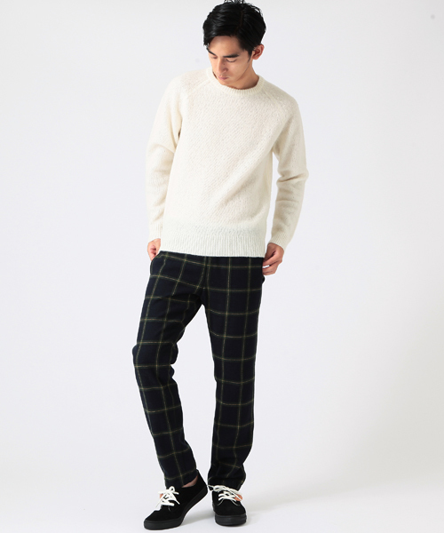 B:MING by BEAMS(ビーミングバイビームス)の「ビーミング by ビームス / CREW KNIT(ニット/セーター・メンズ・オフホワイト/チャコールグレー/ベージュ/サックスブルー/ネイビー/レッド・MEDIUM/SMALL/X-LARGE/LARGE)」の18枚目の写真