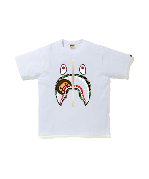 A BATHING APE(アベイシングエイプ)の「ABC CAMO MILO SHARK TEE M(Tシャツ/カットソー・メンズ・ホワイト×グリーン/ホワイト×ネイビー/ブラック×ブルー/ブラック×グリーン/ホワイト×ピンク/ブラック×ピンク・SMALL/MEDIUM/LARGE/X-LARGE/XX-LARGE/XXX-LARGE)」の2枚目の写真