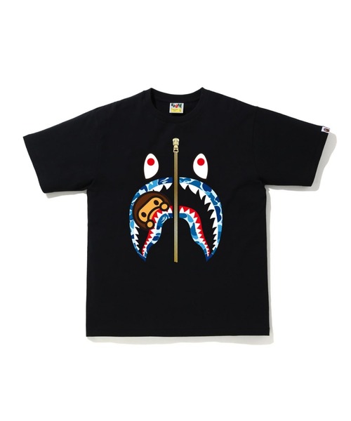 A BATHING APE(アベイシングエイプ)の「ABC CAMO MILO SHARK TEE M(Tシャツ/カットソー・メンズ・ホワイト×グリーン/ホワイト×ネイビー/ブラック×ブルー/ブラック×グリーン/ホワイト×ピンク/ブラック×ピンク・SMALL/MEDIUM/LARGE/X-LARGE/XX-LARGE/XXX-LARGE)」の4枚目の写真