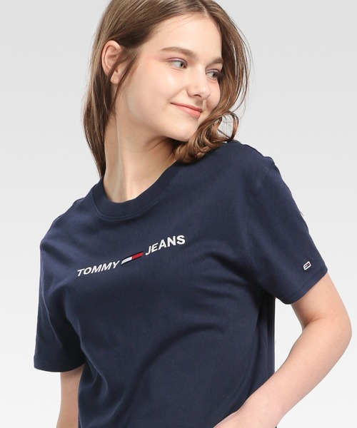 tommy jeans(トミー ジーンズ)の「ベーシック 刺繍 ロゴ Tシャツ(Tシャツ/カットソー・レディース・ネイビー/レッド/ホワイト/ピンク・SMALL/MEDIUM/LARGE/X-SMALL)」の14枚目の写真