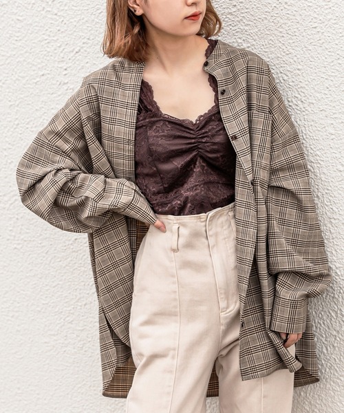 one after another NICE CLAUP（ワンアフターアナザーナイスクラップ）の「ノーカラーゆるシルエットシャツ（シャツ/ブラウス・レディース・ベージュ/ミント/ブラウン系その他/ピンクベージュ/ブラウン系その他2・FREE）」の3枚目の写真