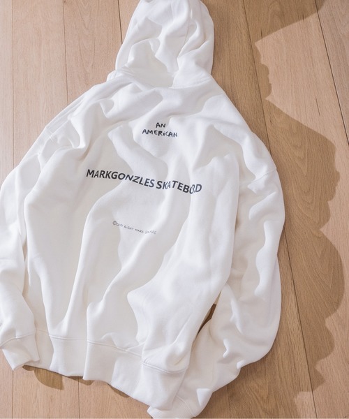 Mark Gonzales(マーク・ゴンザレス)の「【h】〔Mark Gonzales/マーク・ゴンザレス〕Skaters Pt. BIG HOODIE CVC裏毛パーカー(パーカー・メンズ・ホワイト/ブラック/パープル・LARGE/MEDIUM)」の13枚目の写真