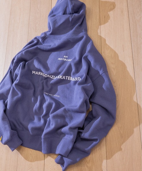 Mark Gonzales(マーク・ゴンザレス)の「【h】〔Mark Gonzales/マーク・ゴンザレス〕Skaters Pt. BIG HOODIE CVC裏毛パーカー(パーカー・メンズ・ホワイト/ブラック/パープル・LARGE/MEDIUM)」の17枚目の写真