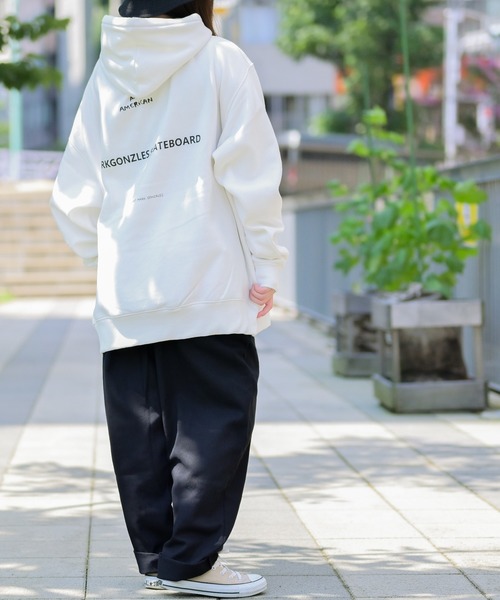 Mark Gonzales(マーク・ゴンザレス)の「【h】〔Mark Gonzales/マーク・ゴンザレス〕Skaters Pt. BIG HOODIE CVC裏毛パーカー(パーカー・メンズ・ホワイト/ブラック/パープル・LARGE/MEDIUM)」の20枚目の写真