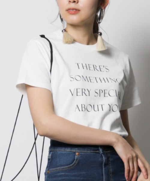 SOMETHING(サムシング)の「【SOMETHING】MESSAGE PRINT T-SHIRT HS(Tシャツ/カットソー・レディース・ホワイト/ベージュ/スモークピンク・FREE)」の2枚目の写真
