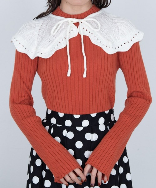 MERLOT(メルロー)の「カラーハイネックニット(ニット/セーター・レディース・アイボリー/オレンジ/グリーン/マスタード/ブラック・FREE)」の1枚目の写真