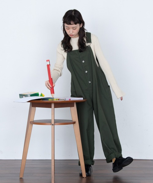 MERLOT(メルロー)の「カラーハイネックニット(ニット/セーター・レディース・アイボリー/オレンジ/グリーン/マスタード/ブラック・FREE)」の22枚目の写真