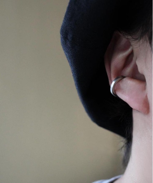 rehacer(レアセル)の「rehacer : × ANIKULAPO / Ear Cuff " flat " / アニクラポ イヤーカフ " フラット "(イヤーカフ・メンズ・シルバー・FREE)」の10枚目の写真
