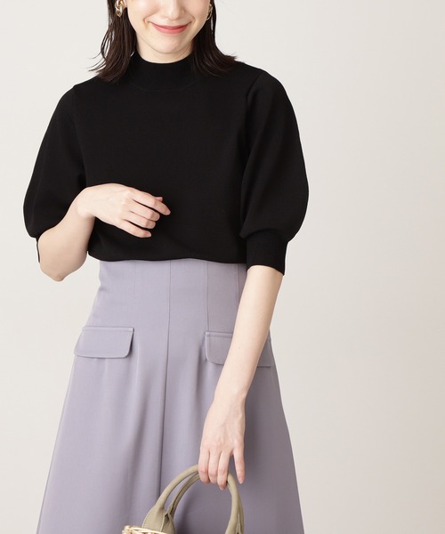 N.（N. Natural Beauty Basic）（エヌエヌナチュラルビューティーベーシック）の「【追加生産】◆プレーティング天竺ボトルネックパフ袖ニット（ニット/セーター・レディース・ブラック/ブラウン/オフホワイト/ピンク/ライトグリーン/レッド/ホワイト×ネイビー/ベージュ/グリーン・MEDIUM）」の3枚目の写真