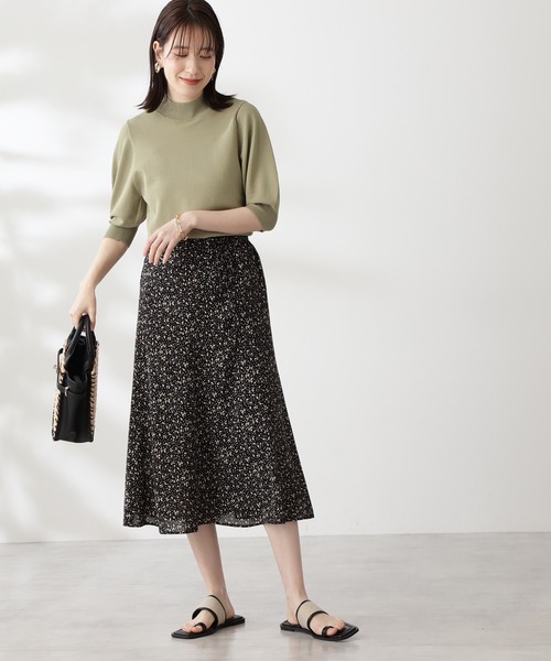 N.（N. Natural Beauty Basic）（エヌエヌナチュラルビューティーベーシック）の「【追加生産】◆プレーティング天竺ボトルネックパフ袖ニット（ニット/セーター・レディース・ブラック/ブラウン/オフホワイト/ピンク/ライトグリーン/レッド/ホワイト×ネイビー/ベージュ/グリーン・MEDIUM）」の10枚目の写真