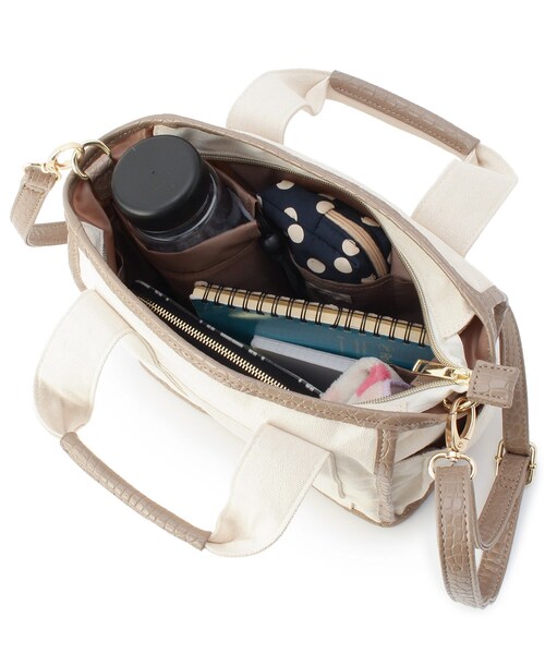 pink adobe（ピンクアドベ）の「◆【2WAY】キャンバス トートバッグ（トートバッグ・レディース・ベージュ系その他2/ブラック系/グレー系/ブラウン系9・00）」の7枚目の写真