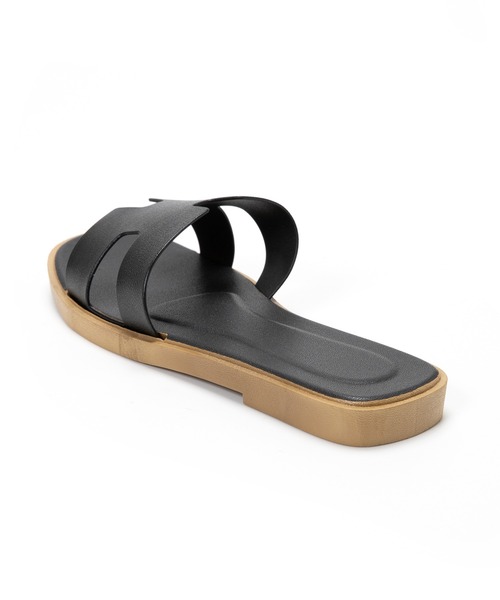 Newlyme（ニューリーミー）の「デザインベルトサンダル（サンダル・レディース・ホワイト/ブラック/ベージュ・MEDIUM/LARGE）」の6枚目の写真