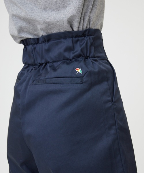 Arnold Palmer（アーノルドパーマー）の「ストレッチチノハイウェストフレアショーツ（チノパンツ・レディース・ベージュ/ネイビー・M/L）」の8枚目の写真