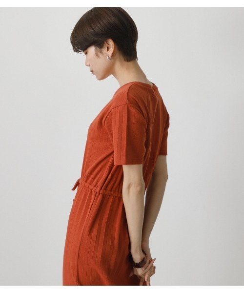 AZUL by moussy(アズールバイマウジー)の「RIB BLOUSING ONEPIECE/リブブラウジングワンピース(ワンピース・レディース・ブラック/ライトベージュ/カーキ/ダークオレンジ・MEDIUM/SMALL)」の6枚目の写真