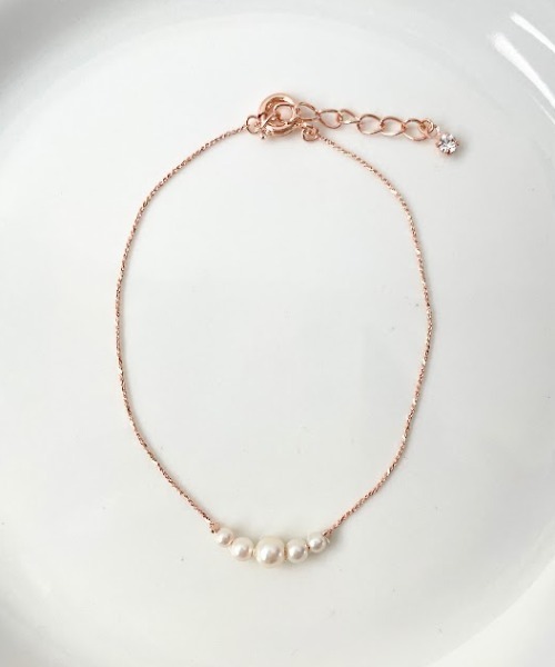 Three Four Time（ｽﾘｰﾌｫｰﾀｲﾑ）の「グラデパールブレスレット（ブレスレット・レディース・ゴールド/ピンクゴールド・FREE）」の6枚目の写真