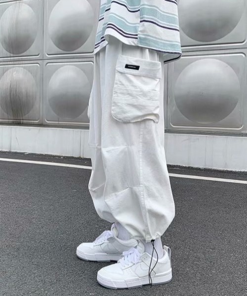 MGV(エムジーヴィー)の「ワイドポケットスピンドルカーゴパンツ(カーゴパンツ・メンズ・ホワイト/ブラック/カーキ・MEDIUM/LARGE/X-LARGE)」の10枚目の写真