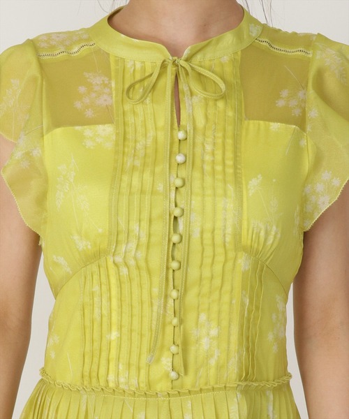 REDYAZEL（レディアゼル）の「シアーピンタックプリーツワンピース（ワンピース・レディース・イエロー/グレー/ネイビー/ミント・SMALL/MEDIUM）」の8枚目の写真