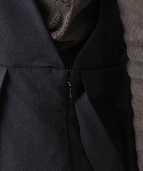 NANO universe（ナノユニバース）の「【WEB限定】プリーツジャンパースカート ノースリーブ（ジャンパースカート・レディース・カーキ/ブラック/ベージュ・マルチサイズ）」の6枚目の写真