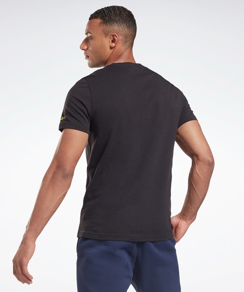 Reebok(リーボック)の「ランニング ノベルティ グラフィック Tシャツ / Running Novelty Graphic T-Shirt(Tシャツ/カットソー・メンズ・ヘザーグレー/ブラック・SMALL/MEDIUM/LARGE/X-LARGE/XX-LARGE/X-SMALL/XXX-LARGE)」の10枚目の写真