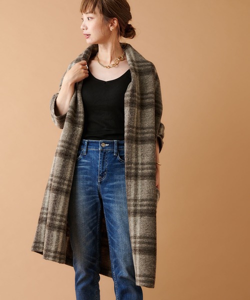 COLLAGE GALLARDAGALANTE(コラージュガリャルダガランテ)の「イタリアンエアリーチェックロングコート/軽量/WEB限定(ノーカラーコート・レディース・ブラック/モカ/ベージュ/ネイビー/ライトグレー/ブラック系その他2/ブルー/ダークブラウン・FREE)」の15枚目の写真