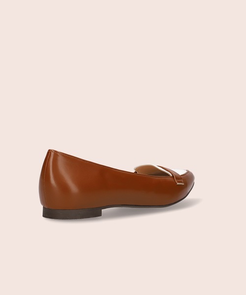 MAMIAN（マミアン）の「甲浅 ポインテッドトゥ ローファー（ローファー・レディース・ブラック系その他3/シルバー/シルバー系その他/ブラック×ホワイト/ダークブラウン/ブラウン/ブラック系その他4・24.5cm/23.5cm/22.0cm/23.0cm/25.0cm/21.5cm/24.0cm/22.5cm/25.5cm）」の16枚目の写真