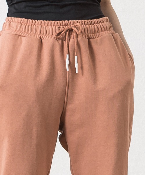 ALLUMER（アリュメール）の「スウェットジョガーパンツ（スウェットパンツ・レディース・ブラック/ベージュ/ピンク/グリーン/アイボリー/サンドベージュ・1）」の16枚目の写真