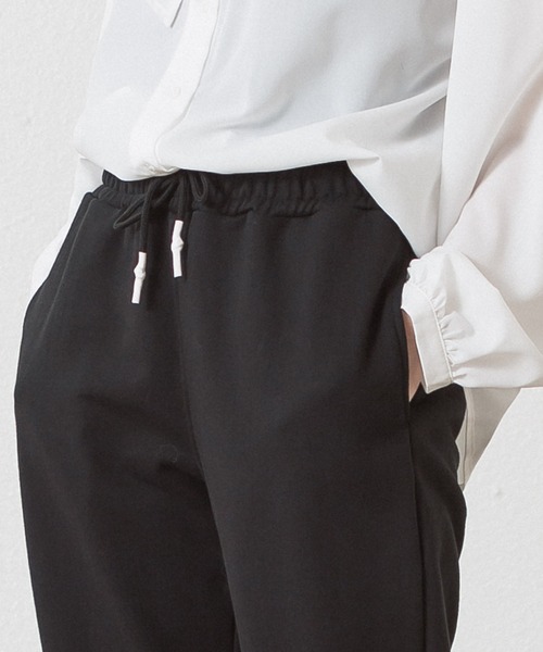 ALLUMER（アリュメール）の「スウェットジョガーパンツ（スウェットパンツ・レディース・ブラック/ベージュ/ピンク/グリーン/アイボリー/サンドベージュ・1）」の17枚目の写真