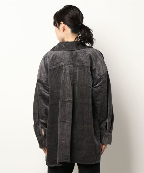 Lugnoncure（ルノンキュール）の「太コールCPOシャツジャケット（その他アウター・レディース・ベージュ/チャコールグレー/オフホワイト・ﾌﾘ-）」の5枚目の写真