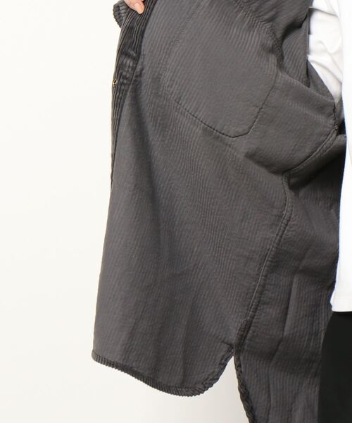 Lugnoncure（ルノンキュール）の「太コールCPOシャツジャケット（その他アウター・レディース・ベージュ/チャコールグレー/オフホワイト・ﾌﾘ-）」の6枚目の写真