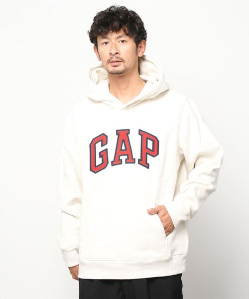 GAP（ギャップ）の「GAPロゴ カーボナイズドフリース オーバーパーカー（パーカー・メンズ・ブラック/ネイビー/グレー/ホワイト系その他・S/M/L/XS/XXS/XL）」の2枚目の写真