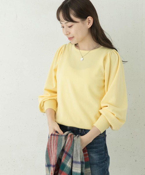 URBAN RESEARCH Sonny Label(アーバンリサーチサニーレーベル)の「ショルダーギャザーニットプルオーバー(ニット/セーター・レディース・オフホワイト/イエロー/ブラック・FREE)」の4枚目の写真