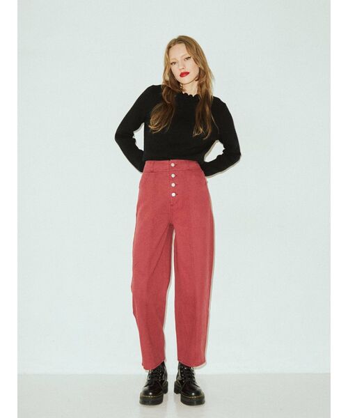 jouetie（ジュエティ）の「ハイウエストボタンフライパンツ（デニムパンツ・レディース・ブラック/ブルー/ボルドー・MEDIUM）」の4枚目の写真