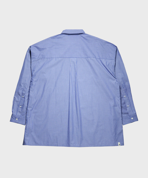 NIDO（ニド）の「ストライプビッグシャツ（シャツ/ブラウス・メンズ・ホワイト/ネイビー系・M/L）」の9枚目の写真