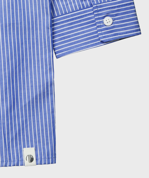 NIDO（ニド）の「ストライプビッグシャツ（シャツ/ブラウス・メンズ・ホワイト/ネイビー系・M/L）」の6枚目の写真