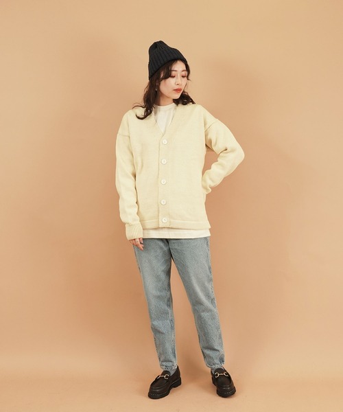 Kerrywoollenmills（ケリーウーレンミルズ）の「Plain Stitch V-Neck Cardigan（カーディガン/ボレロ・レディース・パープル系その他/オートミール/ブルー系その他/ホワイト系その他/ブラック系その他・36/38/40）」の14枚目の写真