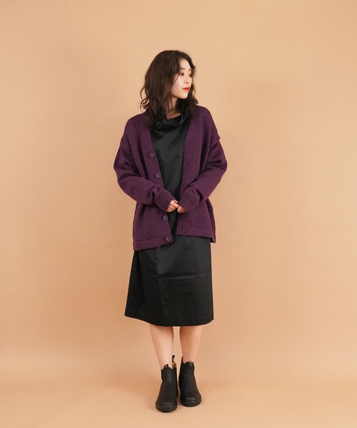 Kerrywoollenmills（ケリーウーレンミルズ）の「Plain Stitch V-Neck Cardigan（カーディガン/ボレロ・レディース・パープル系その他/オートミール/ブルー系その他/ホワイト系その他/ブラック系その他・36/38/40）」の15枚目の写真