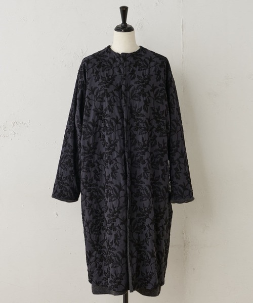 BEARDSLEY（ビアズリー）の「刺繍×ニットリバーシブルコート（その他アウター・レディース・ブラック・FREE）」の3枚目の写真