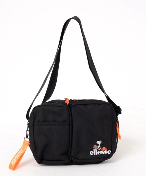 ellesse（エレッセ）の「【エレッセ×スヌーピー】スヌーピーコラボ ダブルポケット 横型 ショルダーバッグ（ショルダーバッグ・レディース・ネイビー/ベージュ/ブラック・FREE）」の2枚目の写真