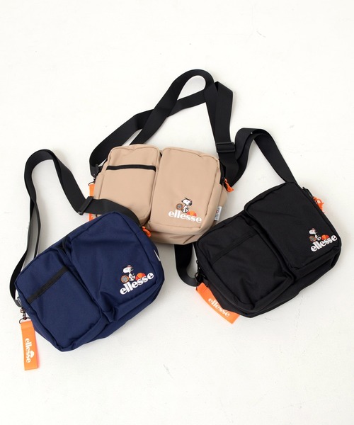 ellesse（エレッセ）の「【エレッセ×スヌーピー】スヌーピーコラボ ダブルポケット 横型 ショルダーバッグ（ショルダーバッグ・レディース・ネイビー/ベージュ/ブラック・FREE）」の5枚目の写真