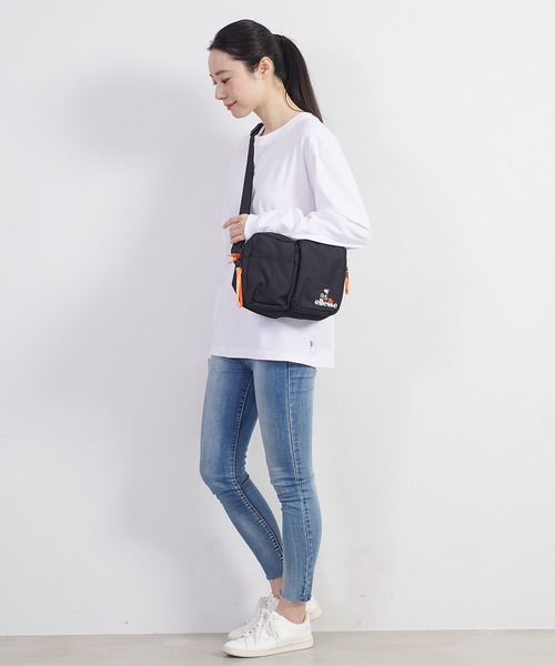 ellesse（エレッセ）の「【エレッセ×スヌーピー】スヌーピーコラボ ダブルポケット 横型 ショルダーバッグ（ショルダーバッグ・レディース・ネイビー/ベージュ/ブラック・FREE）」の11枚目の写真