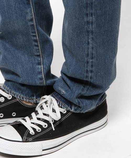 HYSTERIC GLAMOUR（ヒステリックグラマー）の「SP加工デニムリメイク スリムストレートPT（デニムパンツ・メンズ・インディゴブルー・32inch/29inch/31inch/28inch/34inch/30inch/36inch）」の12枚目の写真