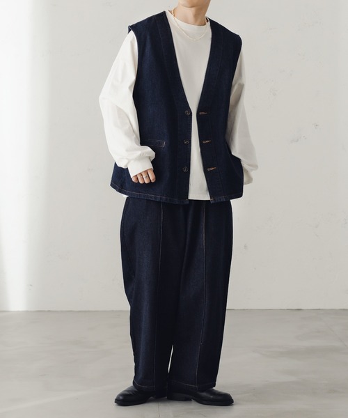 epnok（エプノック）の「ノーカラーデニムジレベスト（ベスト・メンズ・ブラック/ナチュラル/ダークインディゴブルー・LARGE/MEDIUM/SMALL）」の9枚目の写真