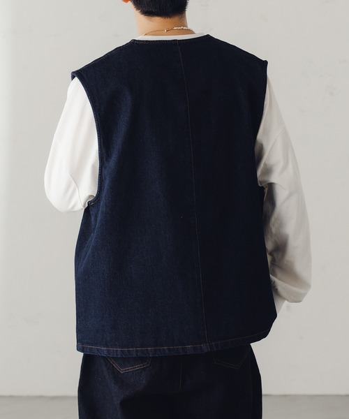 epnok（エプノック）の「ノーカラーデニムジレベスト（ベスト・メンズ・ブラック/ナチュラル/ダークインディゴブルー・LARGE/MEDIUM/SMALL）」の7枚目の写真