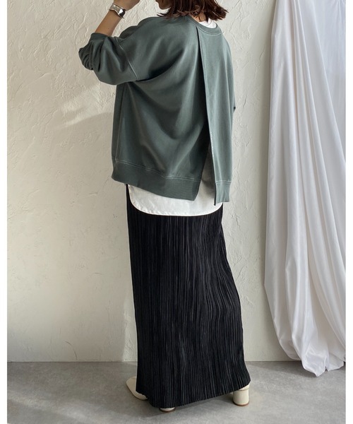 She's Closet(シーズクローゼット)の「前後2wayスリット入りロゴ刺繍長袖プルオーバースウェット(スウェット・レディース・オートミール/アイボリー/ブラック/カーキ・FREE)」の10枚目の写真