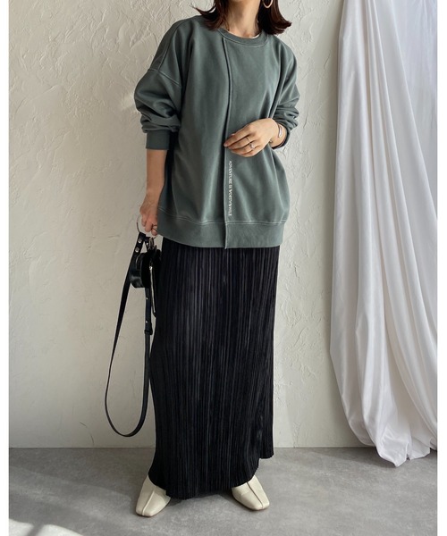 She's Closet(シーズクローゼット)の「前後2wayスリット入りロゴ刺繍長袖プルオーバースウェット(スウェット・レディース・オートミール/アイボリー/ブラック/カーキ・FREE)」の13枚目の写真
