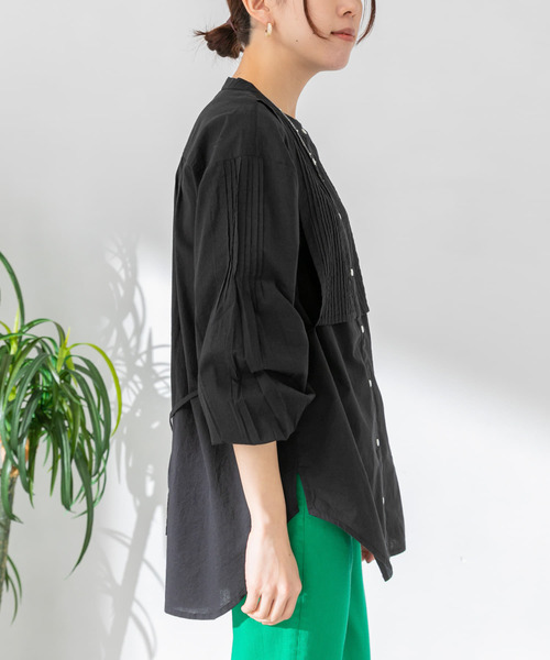 URBAN RESEARCH Sonny Label（アーバンリサーチサニーレーベル）の「コットンピンタックヨークシャツ（シャツ/ブラウス・レディース・ラベンダー/ライトグレー/オフホワイト/ブラック・FREE）」の15枚目の写真