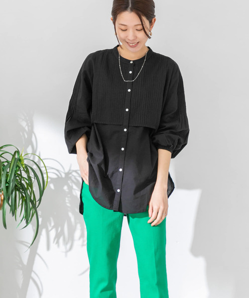 URBAN RESEARCH Sonny Label（アーバンリサーチサニーレーベル）の「コットンピンタックヨークシャツ（シャツ/ブラウス・レディース・ラベンダー/ライトグレー/オフホワイト/ブラック・FREE）」の17枚目の写真