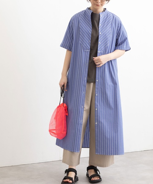 POU DOU DOU(プードゥドゥ)の「スタンドカラーワンポイント刺繍ロングシャツワンピース(ワンピース・レディース・グレー/ライトブルー/ブルー・3)」の3枚目の写真