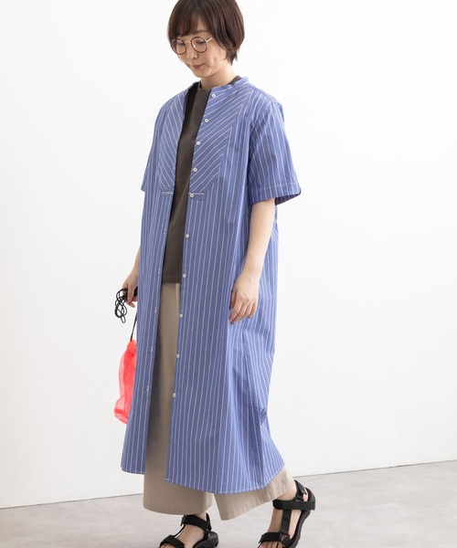 POU DOU DOU(プードゥドゥ)の「スタンドカラーワンポイント刺繍ロングシャツワンピース(ワンピース・レディース・グレー/ライトブルー/ブルー・3)」の19枚目の写真